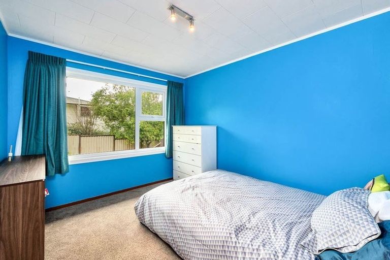 Photo of property in 72 Fitzwater Place, Henderson, Auckland, 0612