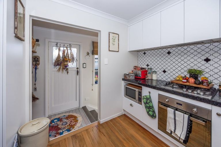 Photo of property in 69 Raeburne Street, Te Awamutu, 3800