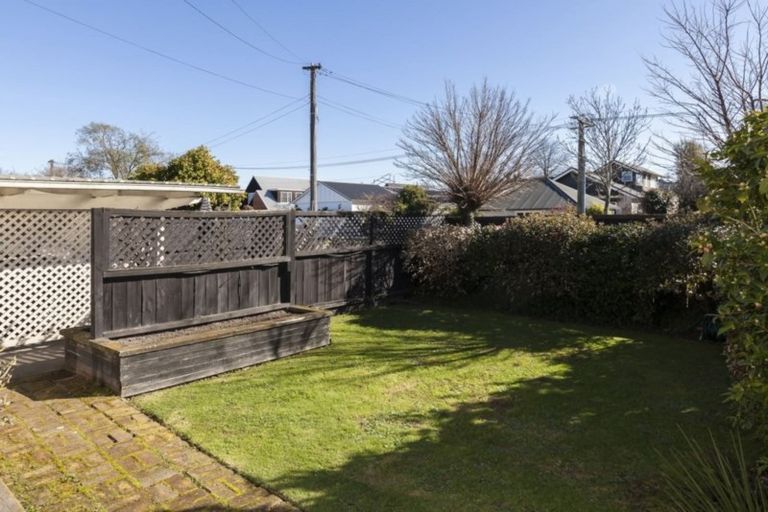 Photo of property in 116 Knowles Street, St Albans, Christchurch, 8052
