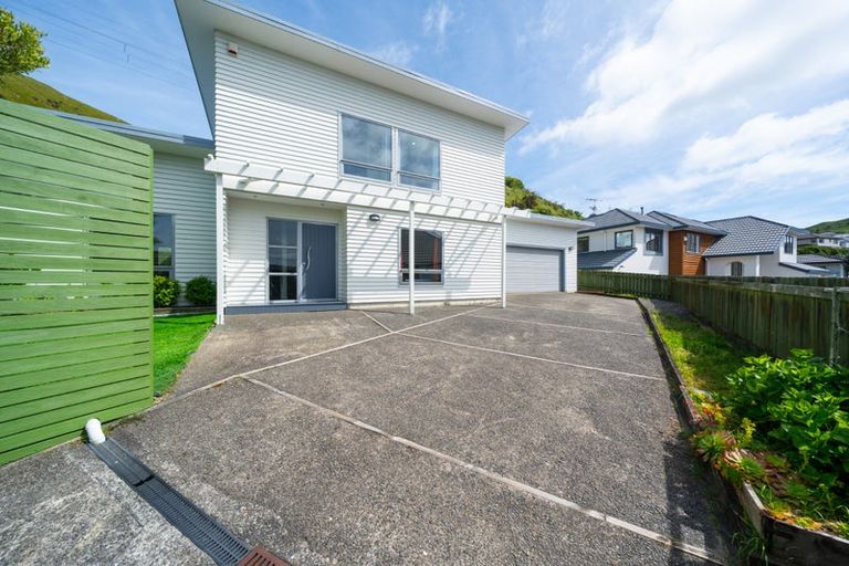 Photo of property in 59 Amesbury Drive, Churton Park, Wellington, 6037