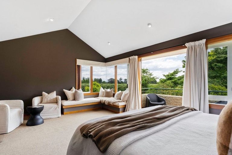 Photo of property in 131 Saint Andrews Road, Havelock North, 4130