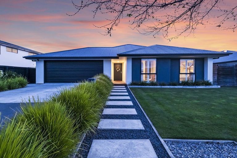 Photo of property in 3 Guyon Street, Marshland, Christchurch, 8083