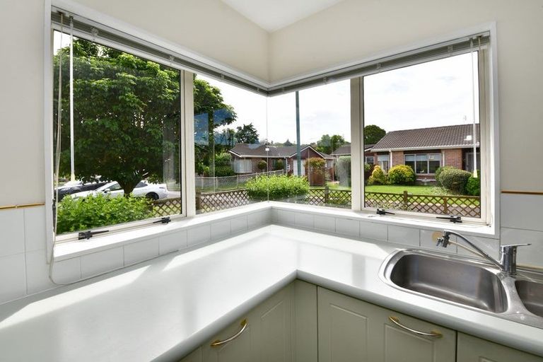 Photo of property in 26 The Grove, Red Beach, 0932