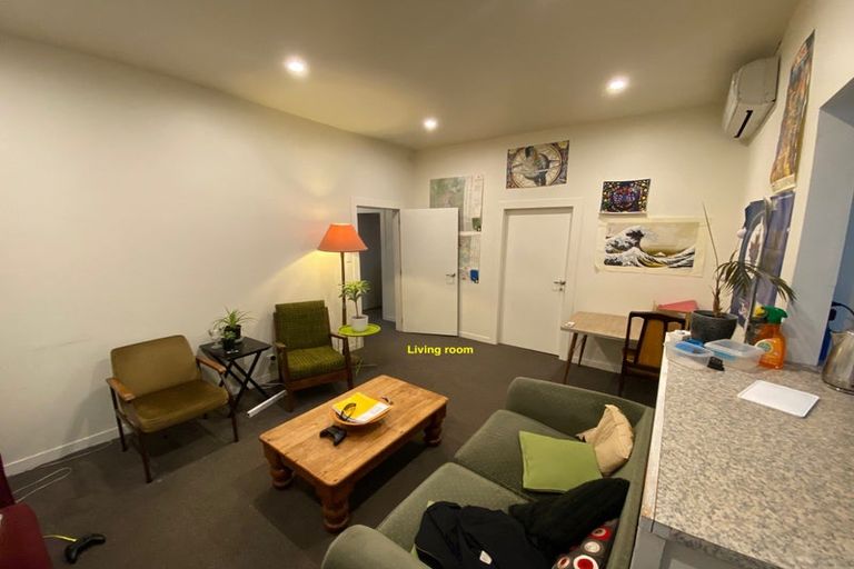 Photo of property in 124 Aro Street, Aro Valley, Wellington, 6021