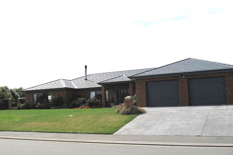 Photo of property in 50 Stonebridge Way, Prebbleton, 7604