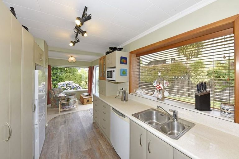 Photo of property in 2 Worsleys Road, Cracroft, Christchurch, 8025