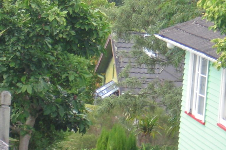 Photo of property in 1/27 Verran Road, Birkenhead, Auckland, 0626