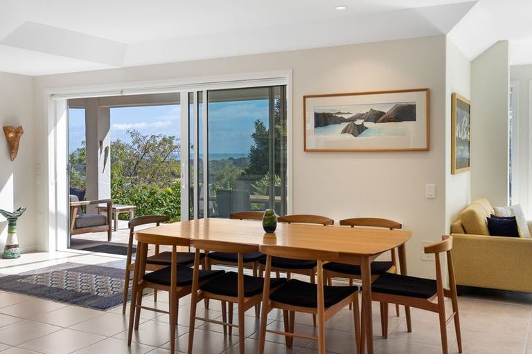 Photo of property in 35 Kotare Street, Hilltop, Taupo, 3330