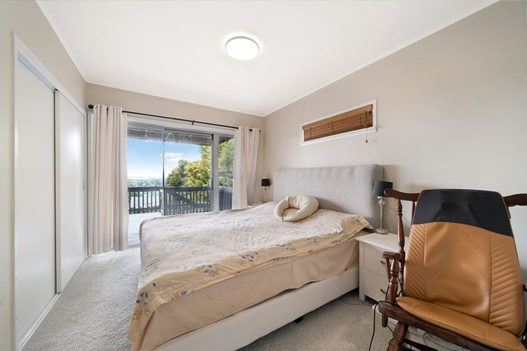 Photo of property in 229 Golf Road, Titirangi, Auckland, 0604