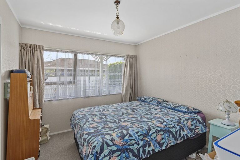 Photo of property in 38 Kapanui Road, Waikanae, 5036