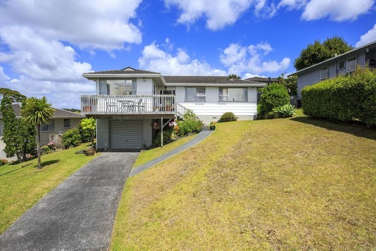 Photo of property in 3 Intrepid Place, Torbay, Auckland, 0630