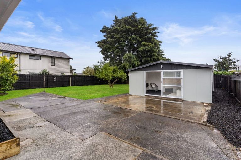 Photo of property in 17 Harania Avenue, Favona, Auckland, 2024