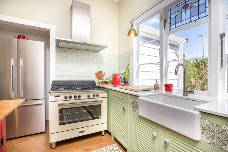 Photo of property in 9 Moroa Road, Tauwharenikau, Featherston, 5771