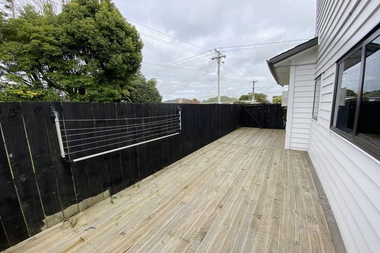 Photo of property in 1 Nagra Lane, Papakura, 2110