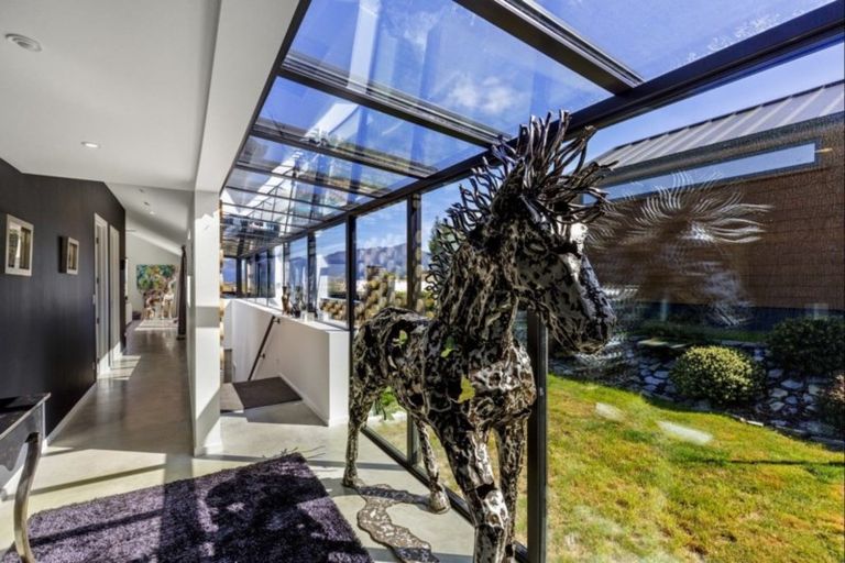 Photo of property in 10 Mckellar Drive, Jacks Point, Queenstown, 9371