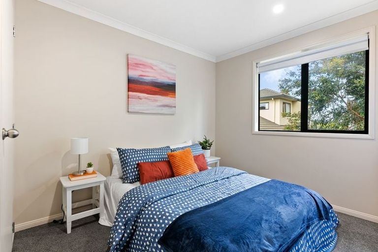 Photo of property in 4 Aldon Lane, The Gardens, Auckland, 2105