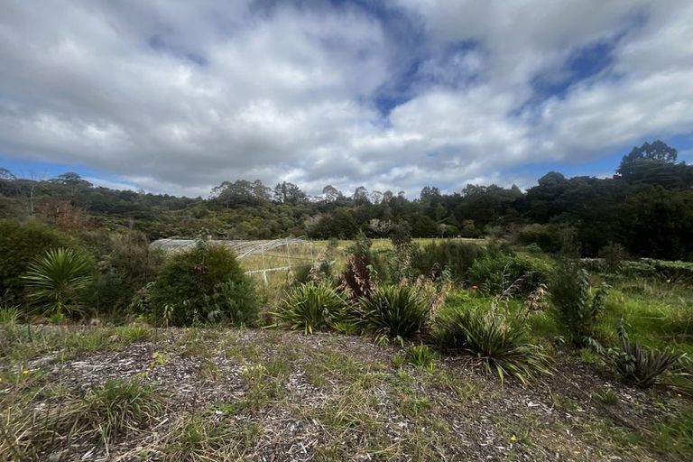 Photo of property in 166 Waimate Road North, Kerikeri, 0293