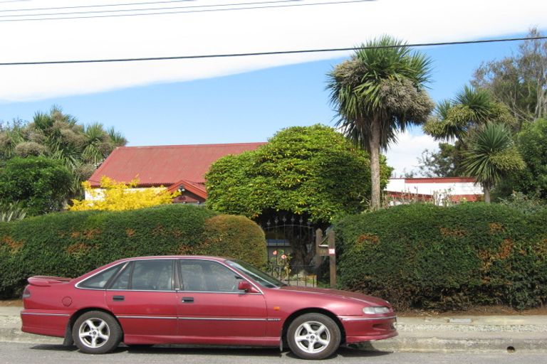 Photo of property in 10 Grenville Street, Waltham, Christchurch, 8011