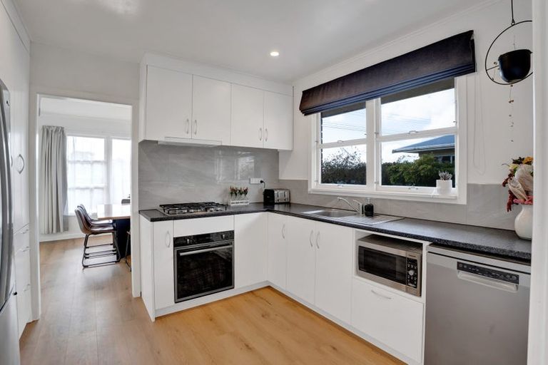 Photo of property in 107 Rata Street, Inglewood, 4330