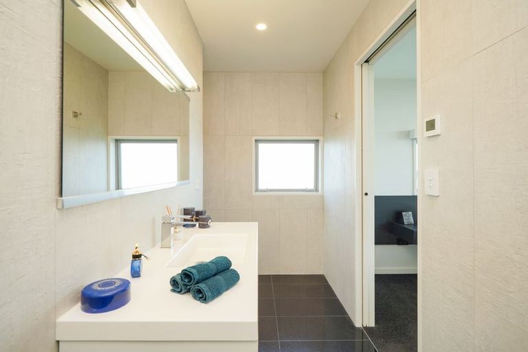 Photo of property in 89 Sunrise Drive, Seaward Bush, Invercargill, 9812