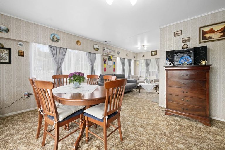 Photo of property in 2/50 Lincoln Avenue, Tawa, Wellington, 5028