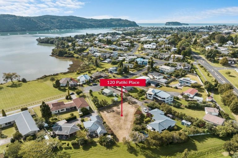 Photo of property in 120 Patiki Place, Whangamata, 3620