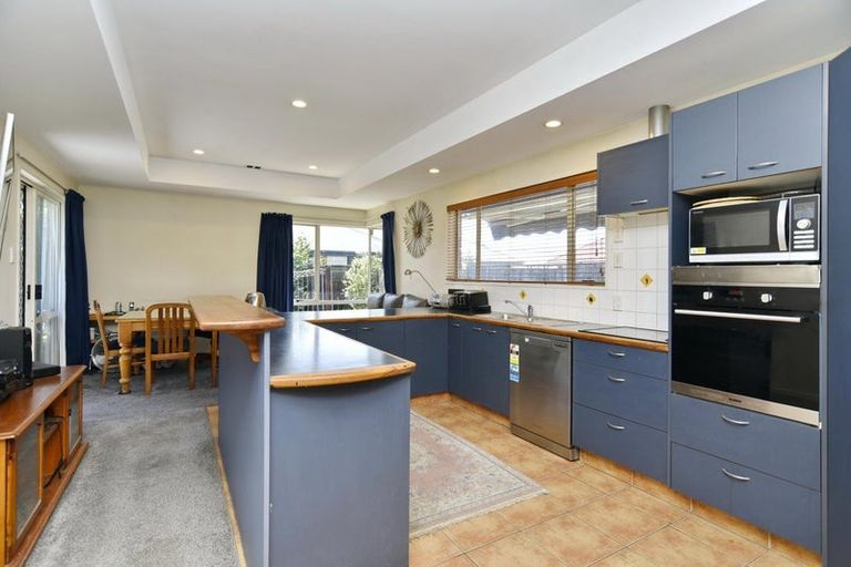 Photo of property in 83 Mackworth Street, Woolston, Christchurch, 8062