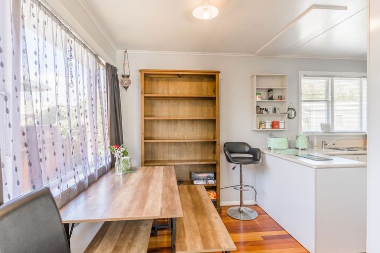 Photo of property in 70 Michael Road, Paraparaumu Beach, Paraparaumu, 5032