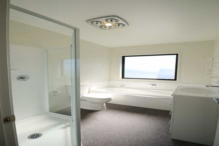 Photo of property in 2 Hartford Crescent, Rolleston, 7615