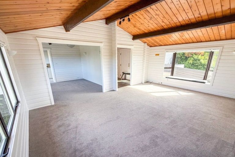 Photo of property in 1 Ngahere Views, Orewa, 0931