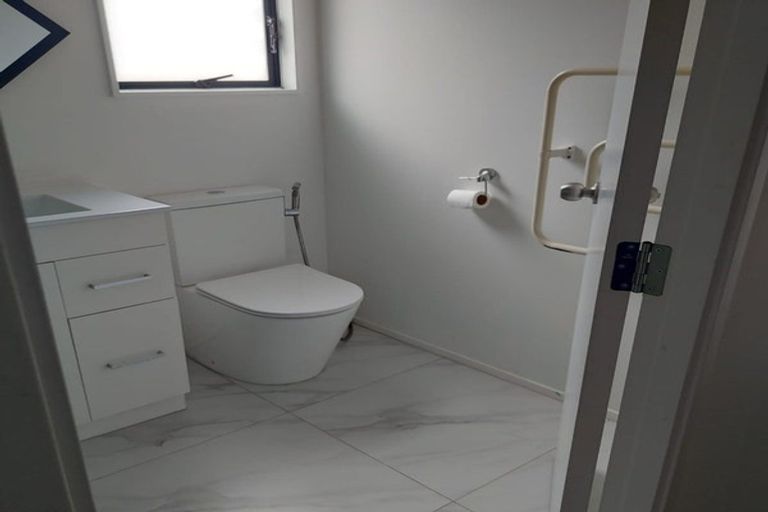 Photo of property in 454 Swanson Road, Ranui, Auckland, 0612
