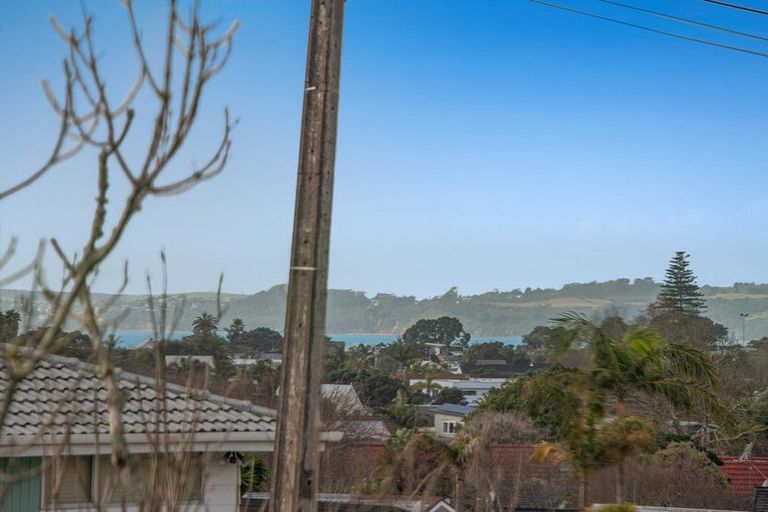 Photo of property in 13 Red Beach Road, Red Beach, 0932