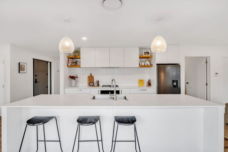 Photo of property in 13 Stackwood Avenue, Woodend, 7610