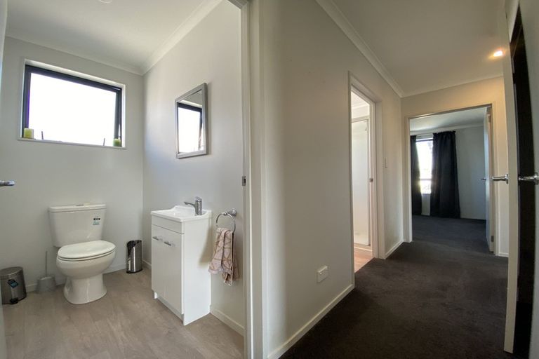 Photo of property in 70 Kaimoana Street, Weymouth, Auckland, 2103