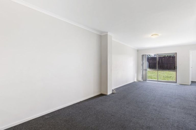 Photo of property in 98a Naylors Drive, Mangere, Auckland, 2022