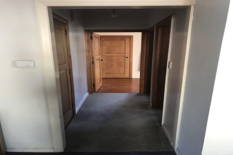 Photo of property in 21 Piko Crescent, Riccarton, Christchurch, 8041