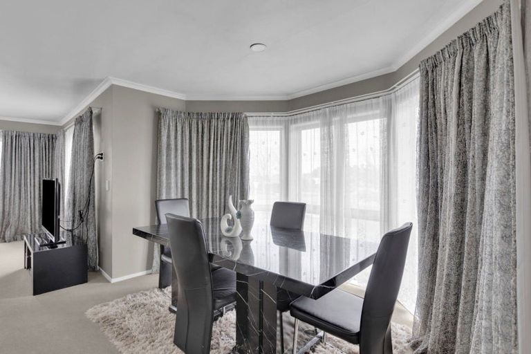 Photo of property in 2 Lochinver Drive, Nawton, Hamilton, 3200