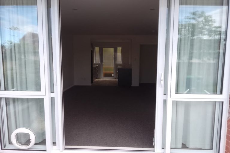 Photo of property in 1/192 Olliviers Road, Linwood, Christchurch, 8011