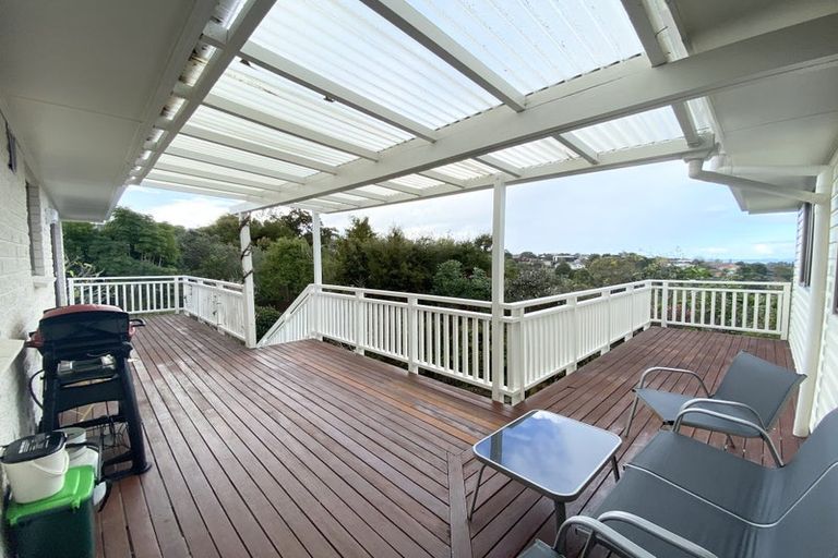 Photo of property in 138 Weatherly Road, Torbay, Auckland, 0630