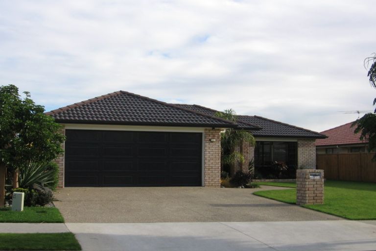 Photo of property in 7 Earlshall Drive, Flat Bush, Auckland, 2016