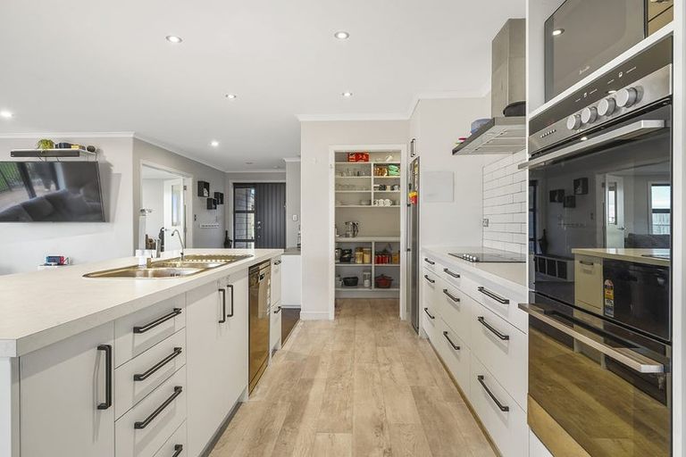 Photo of property in 15 Carlingford Rise, Dinsdale, Hamilton, 3204