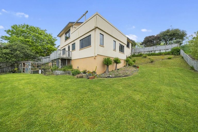 Photo of property in 41 Samwell Drive, Whitby, Porirua, 5024