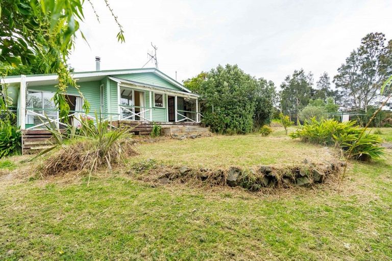 Photo of property in 2 Rowland Road, Turiwiri, Dargaville, 0374