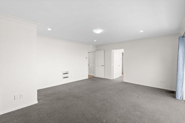 Photo of property in 2/16 Tika Street, Riccarton, Christchurch, 8041