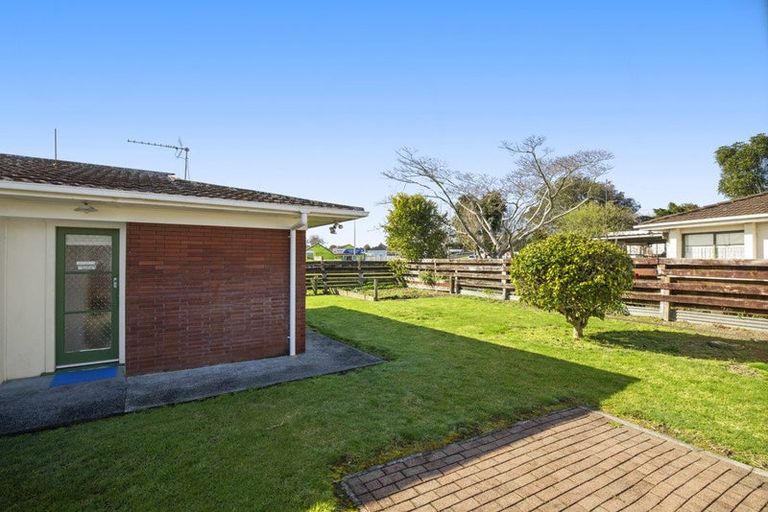 Photo of property in 6b Kent Street, Waiuku, 2123