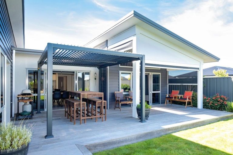 Photo of property in 8 Mckay Close, Frimley, Hastings, 4120