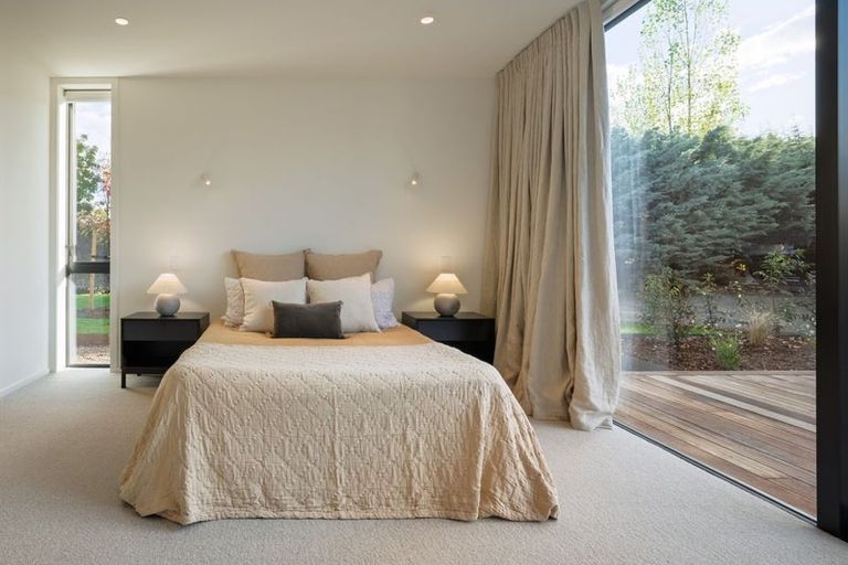 Photo of property in 16 Mccaw Mews, Wanaka, 9305