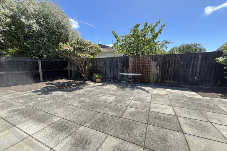 Photo of property in 2/10 Argo Place, Casebrook, Christchurch, 8051