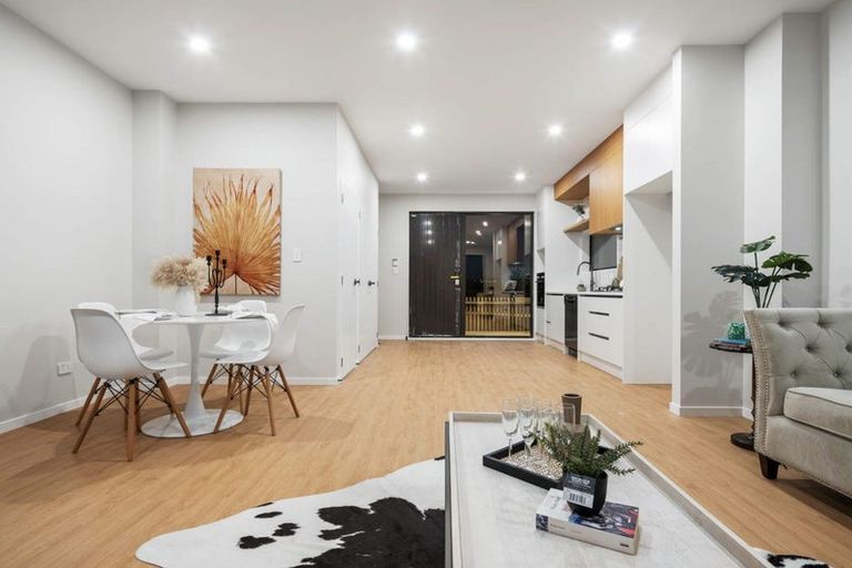 Photo of property in 4a Mahogany Street, Westgate, 0814