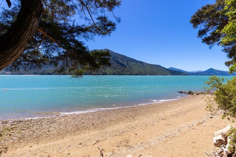 Photo of property in 606 Moetapu Bay Road, Moetapu Bay, Linkwater, 7282